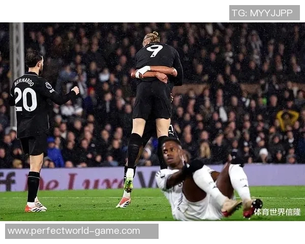 巴萨友谊赛大胜曼城红牌事件引发全场热议与惊讶