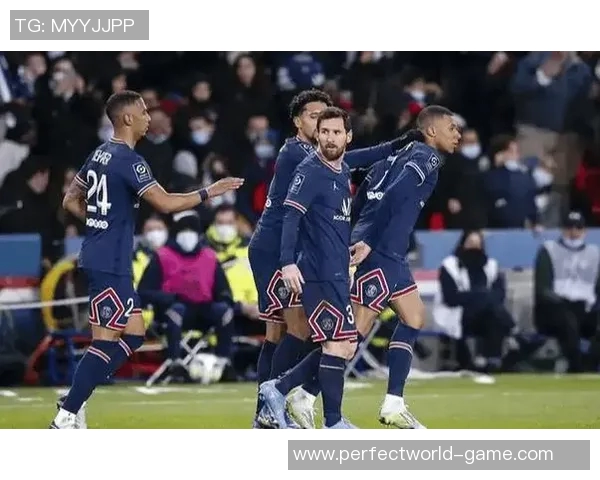 中超激情碰撞巴黎圣日耳曼逆转波尔图精彩瞬间引发全场狂欢