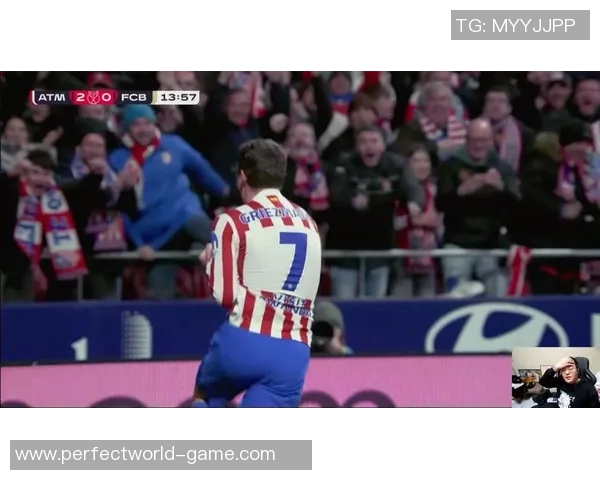 国王杯激战巴萨与巴黎圣日耳曼战成平局转会传闻引发球迷热议