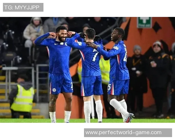 足总杯波尔图大胜那不勒斯帽子戏法点燃全场激情与转会传闻交织