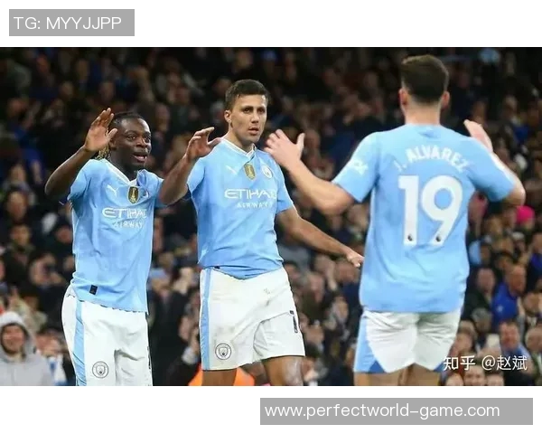 英超激战:拜仁与切尔西鏖战成平局帽子戏法瞬间点燃全场激情 英超激战:拜仁与切尔西鏖战成平局帽子戏法瞬间点燃全场激情