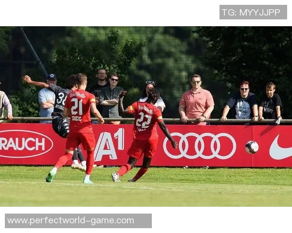 欧联杯精彩对决AC米兰逆转阿森纳神扑瞬间引发全场狂欢