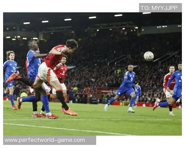 足总杯激战AC米兰逆转尤文图斯补时绝杀引爆全场激情 足总杯激战AC米兰逆转尤文图斯补时绝杀引爆全场激情