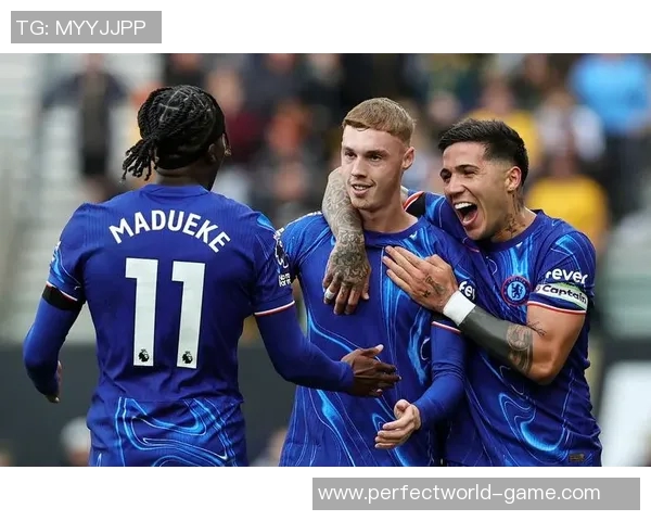 友谊赛惊现冷门AC米兰小胜巴黎圣日耳曼帽子戏法引发全场狂欢