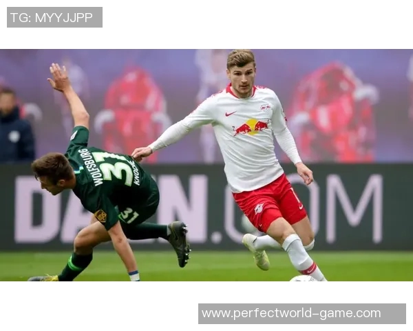 德甲激战：热刺与曼联战成平局全场沸腾瞬间回顾